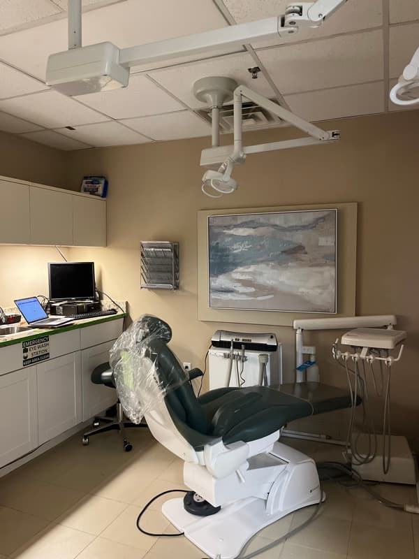 Dental treatment room